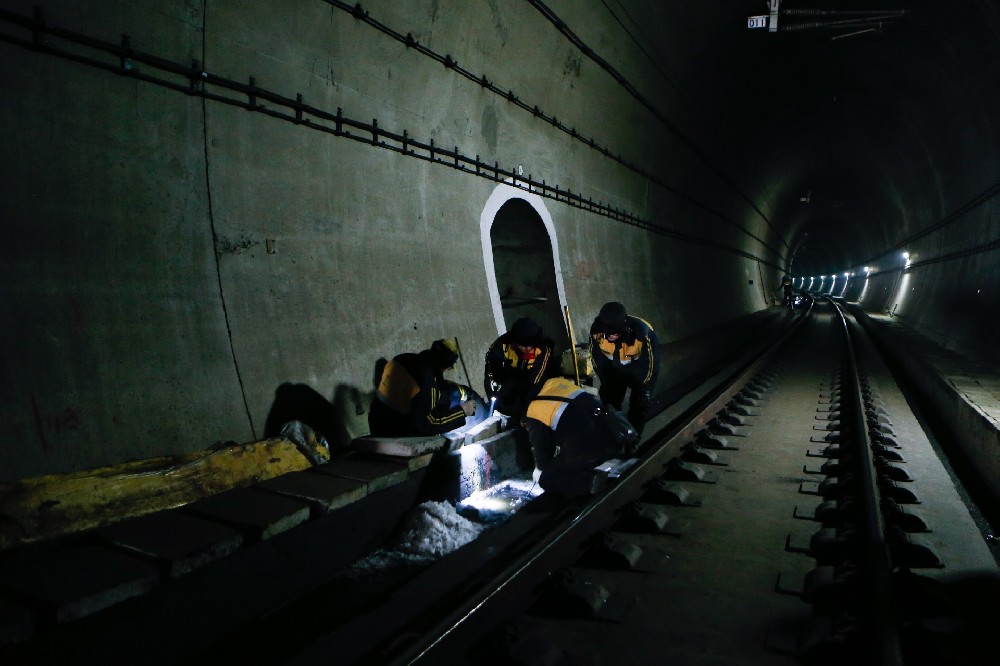 原州铁路运营隧道病害现状